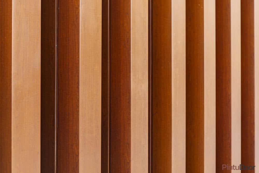 Advantages and Disadvantages of Yellow Balau Wood PintuDoor